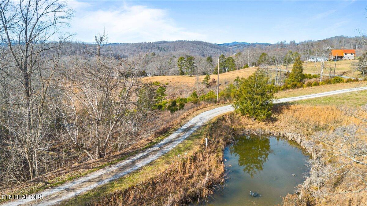 1048 Deerfield Way Lafollette TN 37766