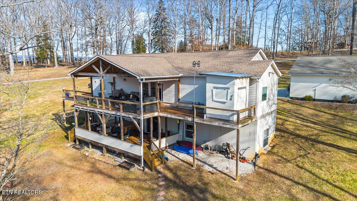 1048 Deerfield Way Lafollette TN 37766