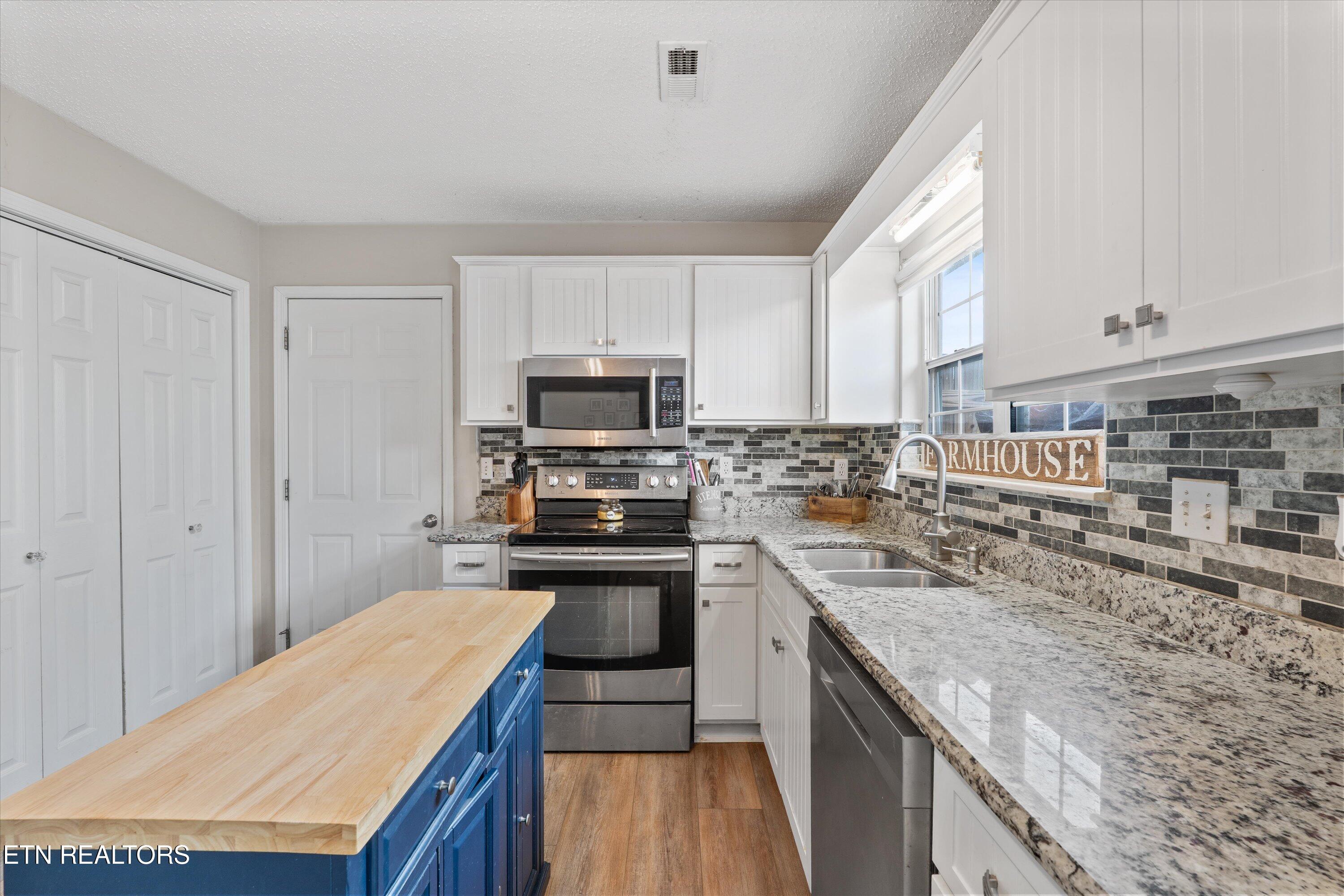 3160 Harrington Court Maryville TN 37803
