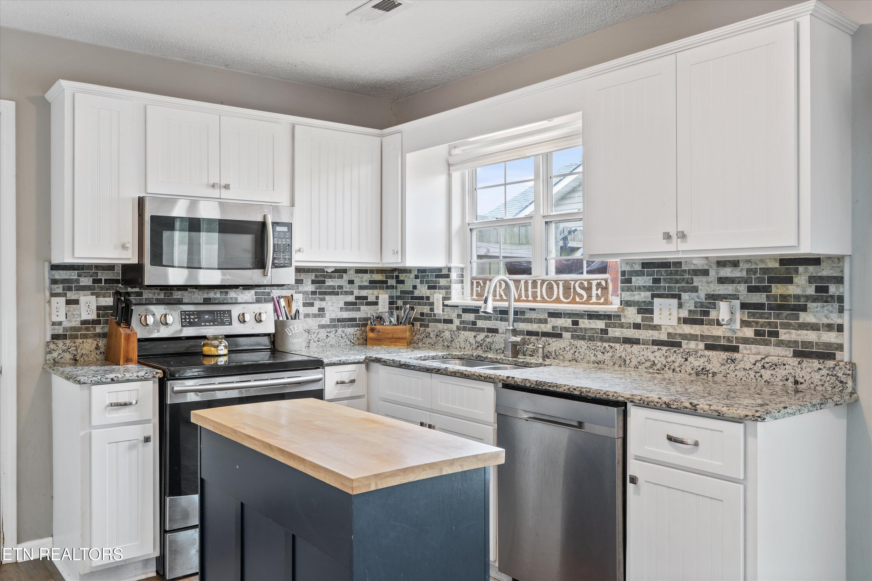 3160 Harrington Court Maryville TN 37803