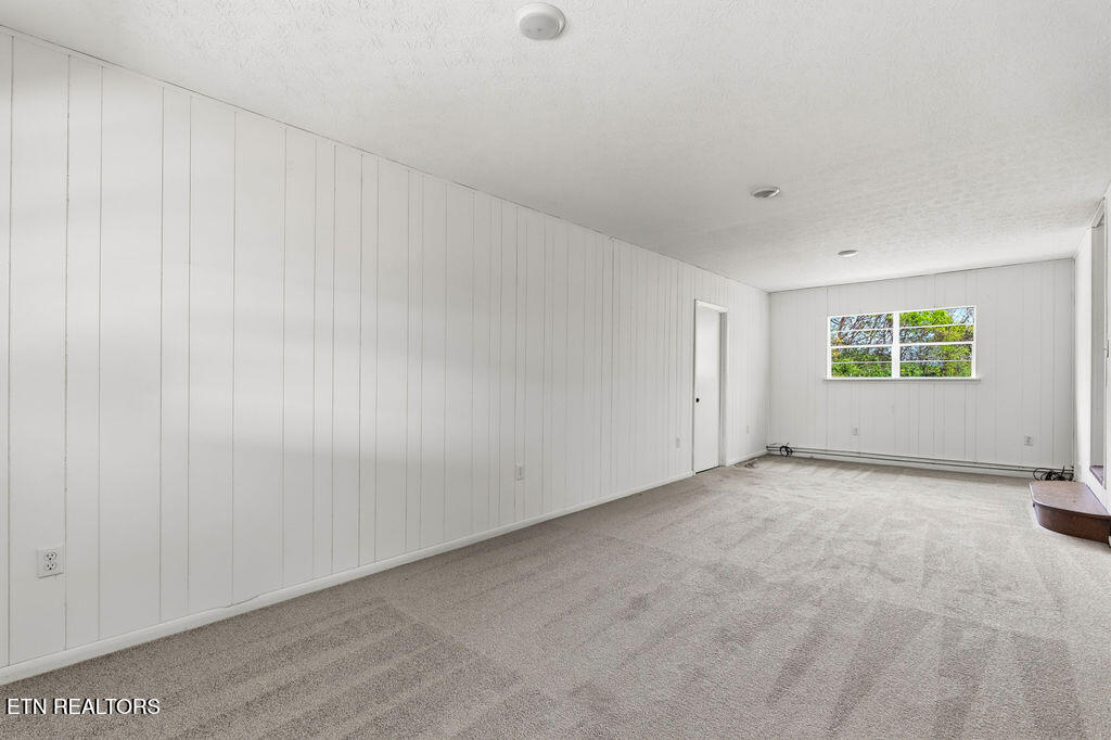 1438 W Hunt Road Maryville TN 37801