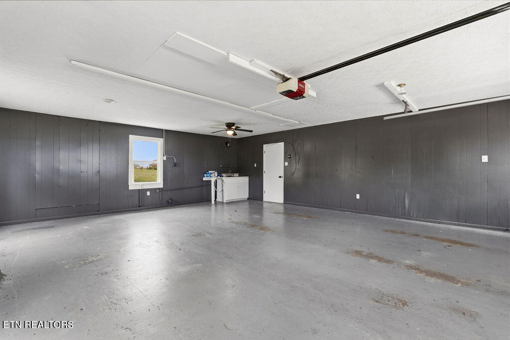 1438 W Hunt Road Maryville TN 37801