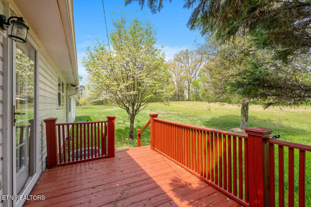 1438 W Hunt Road Maryville TN 37801