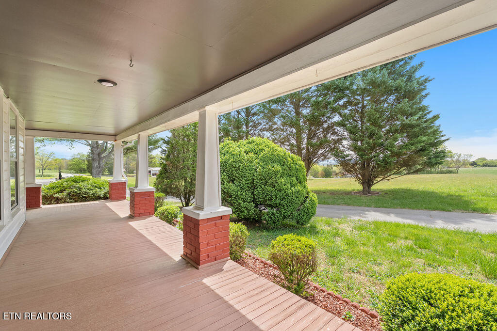 1438 W Hunt Road Maryville TN 37801