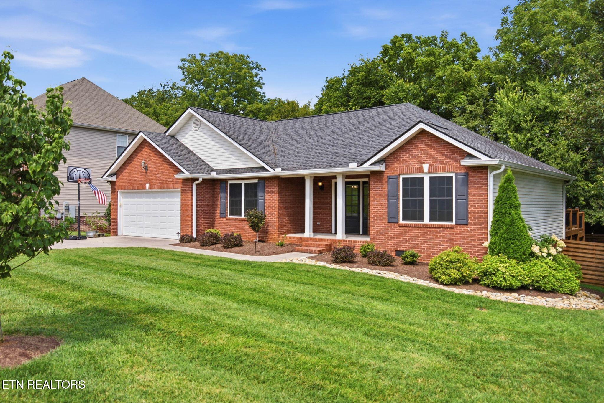 5223 Trumpet Vine Lane Knoxville TN 37918