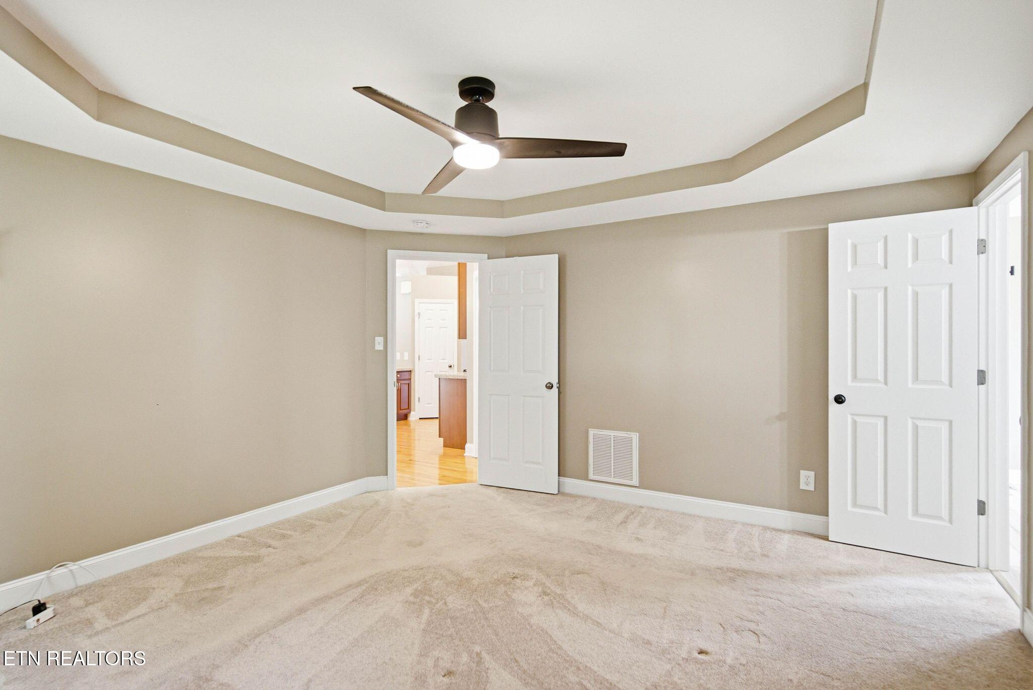 5223 Trumpet Vine Lane Knoxville TN 37918
