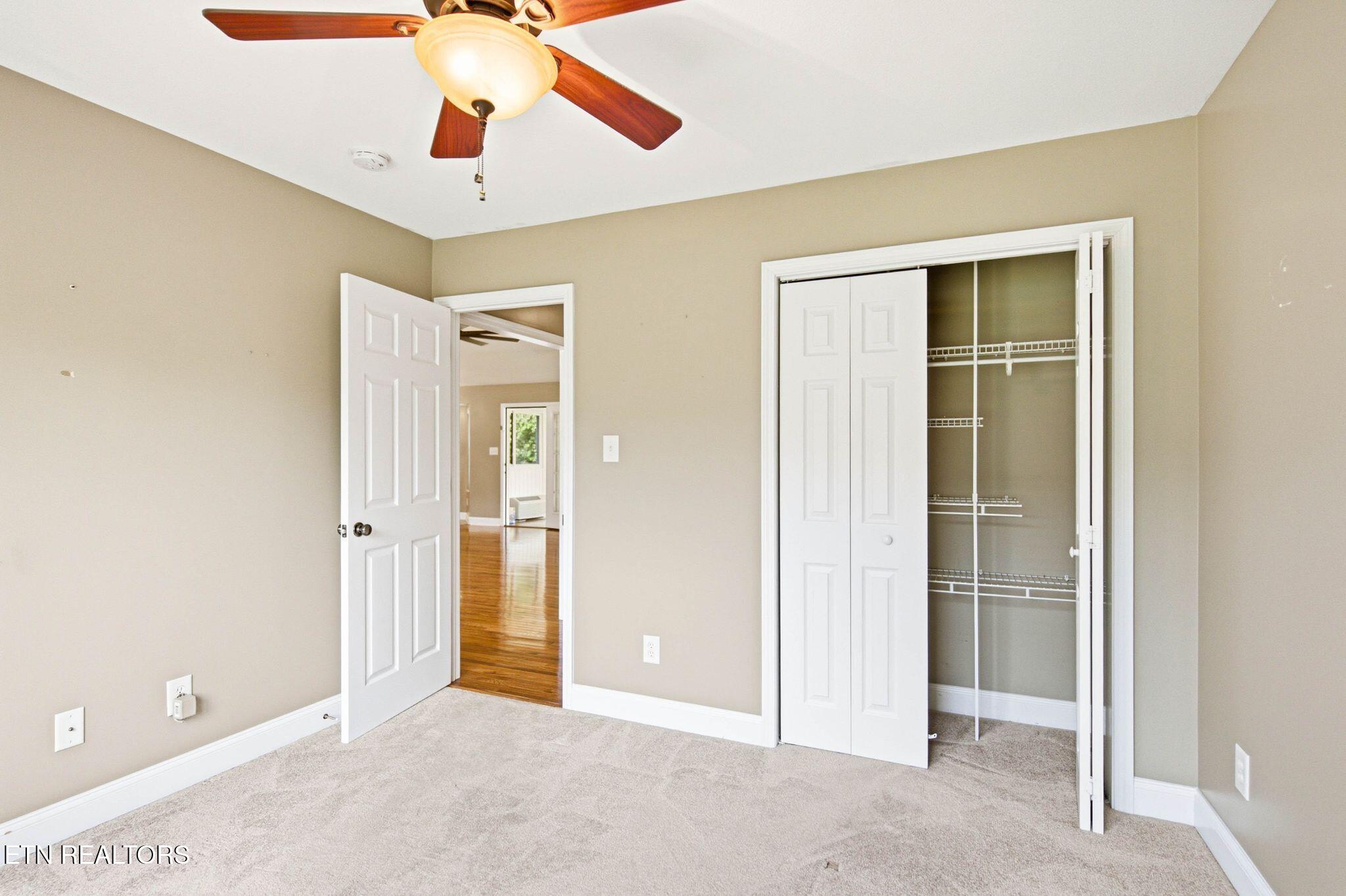 5223 Trumpet Vine Lane Knoxville TN 37918