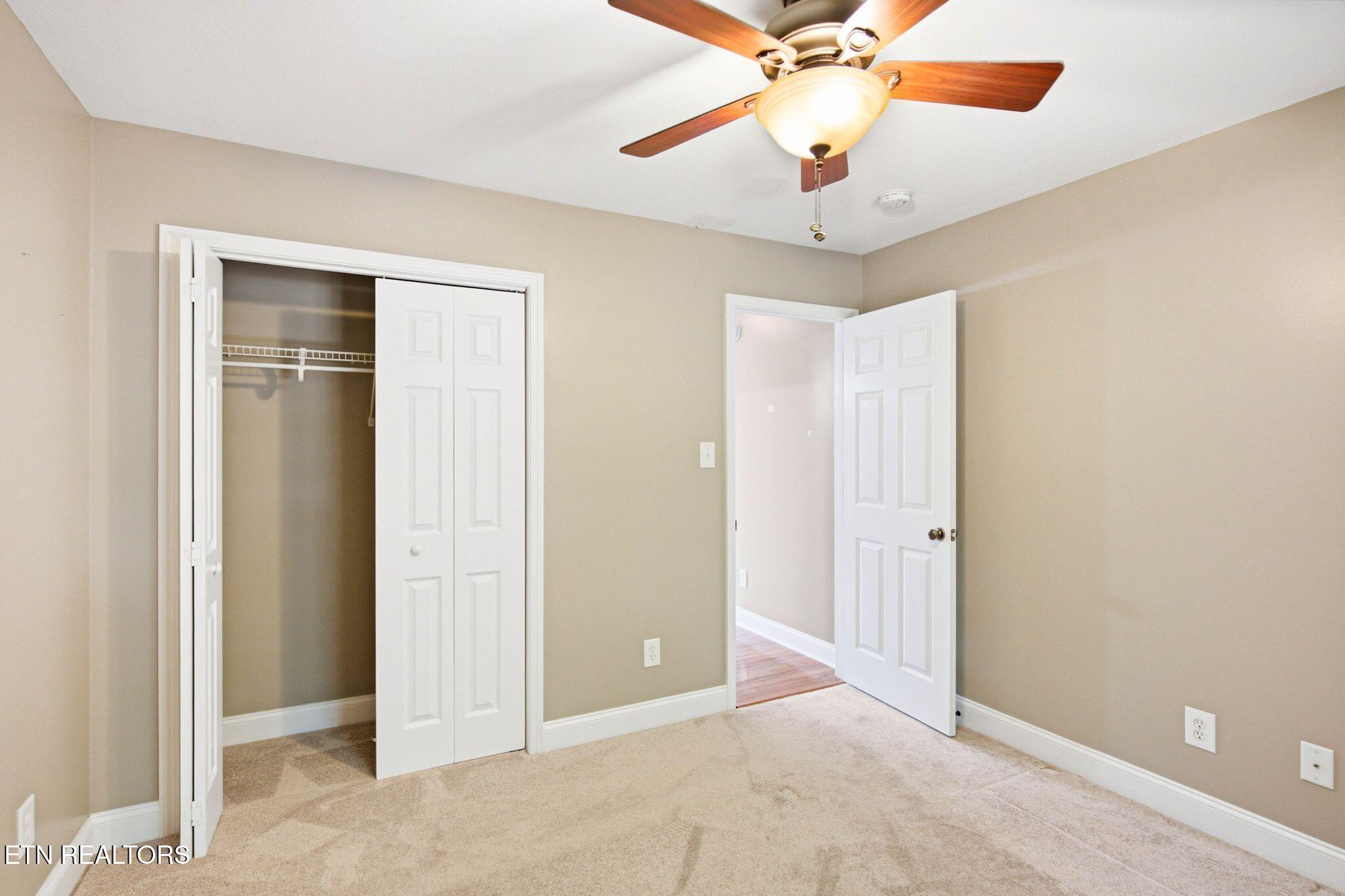 5223 Trumpet Vine Lane Knoxville TN 37918
