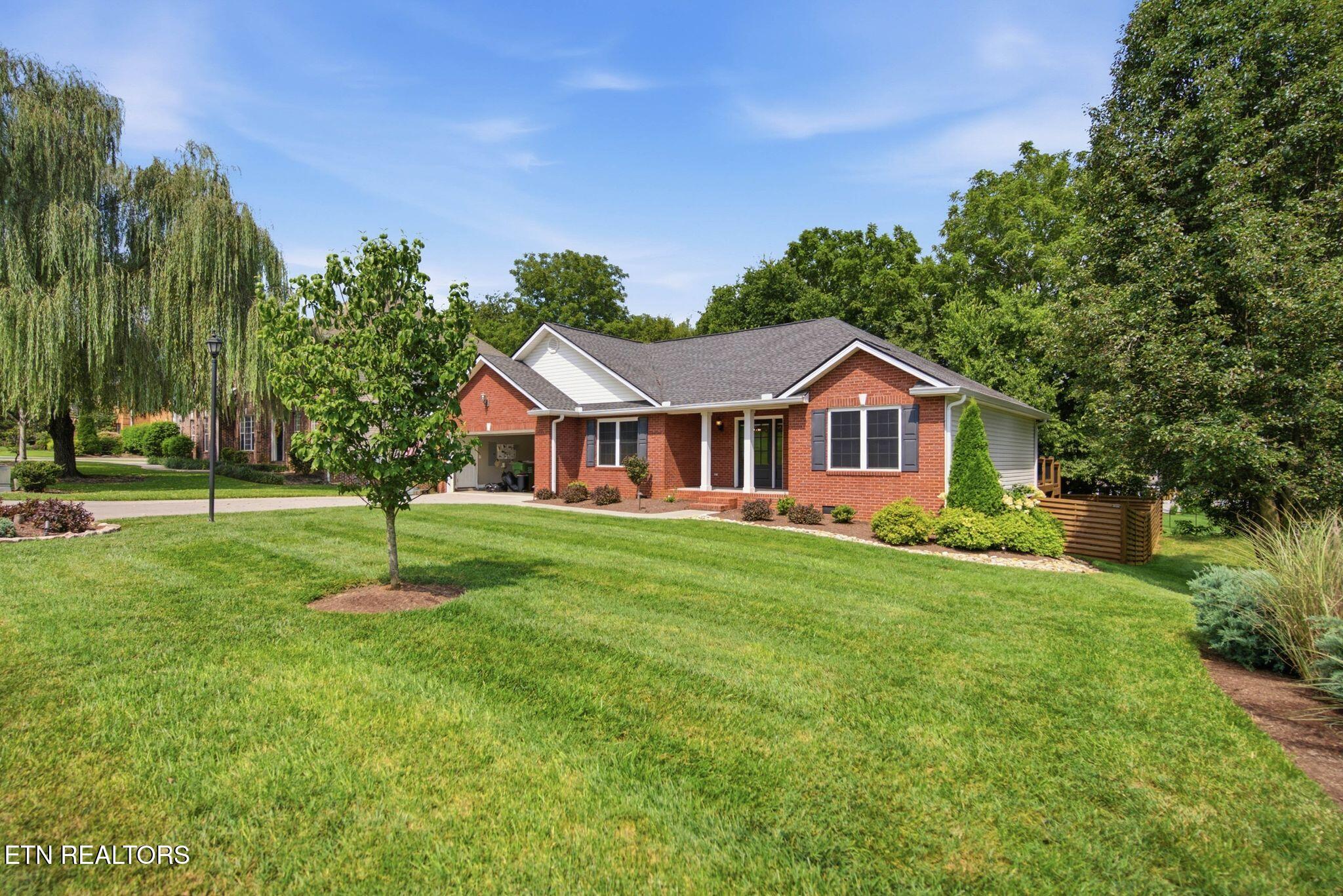 5223 Trumpet Vine Lane Knoxville TN 37918