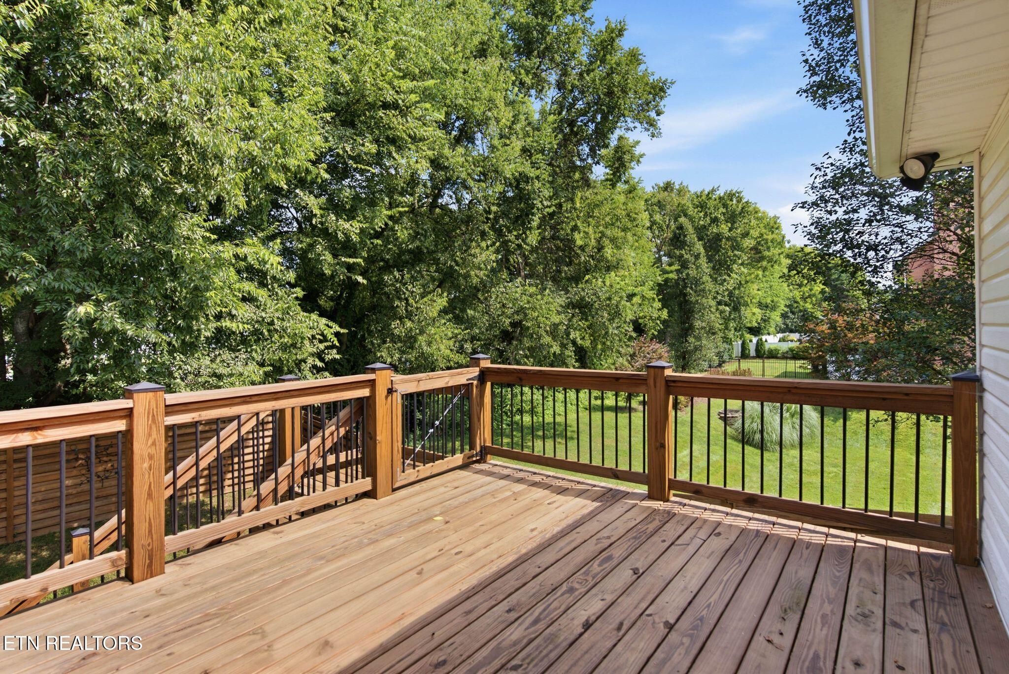 5223 Trumpet Vine Lane Knoxville TN 37918