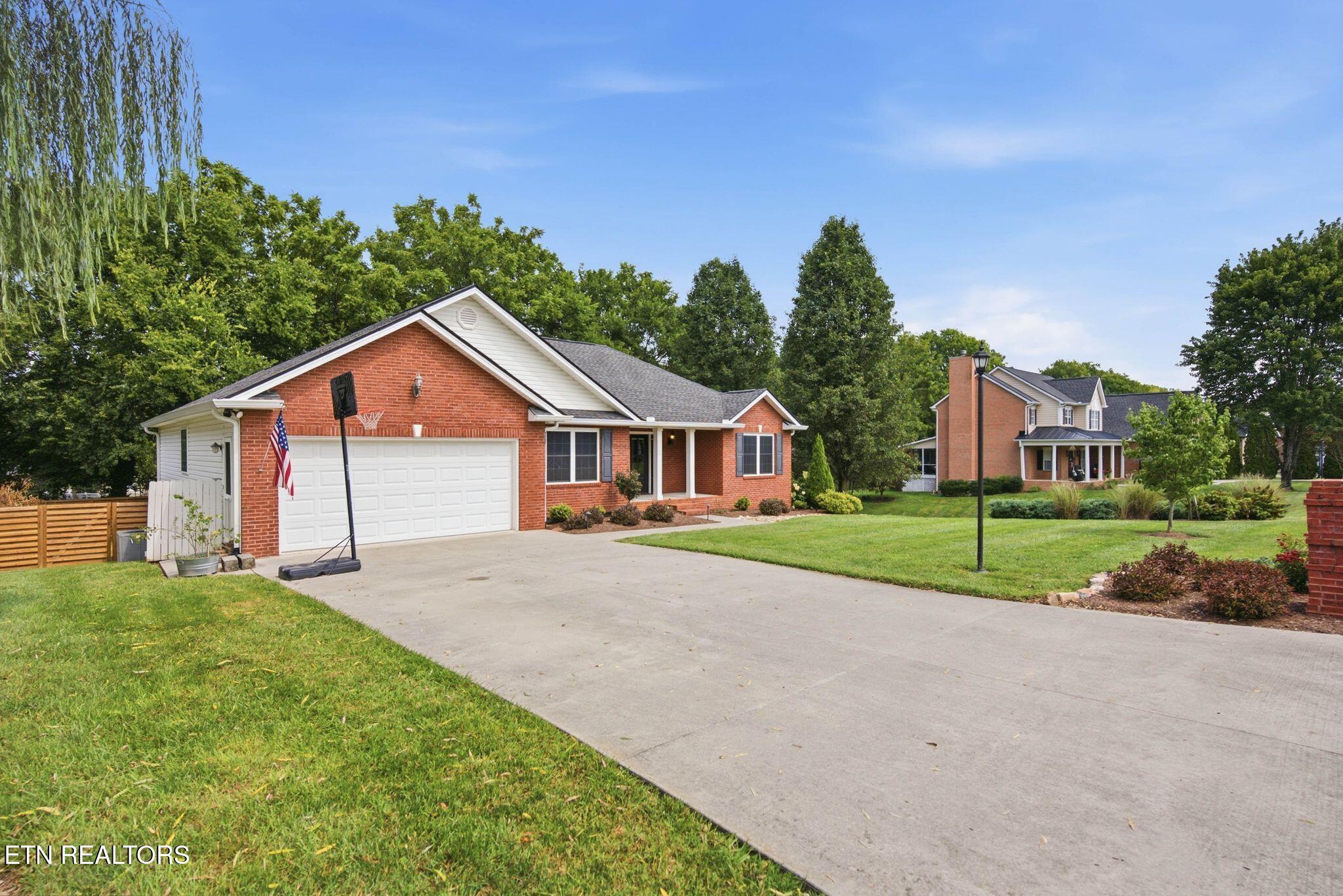 5223 Trumpet Vine Lane Knoxville TN 37918