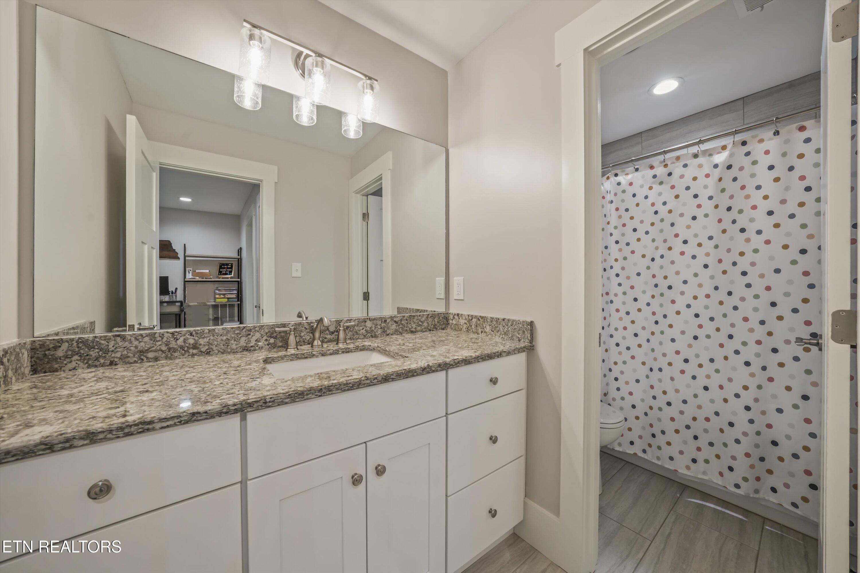 7703 Madgewood Lane Knoxville TN 37909