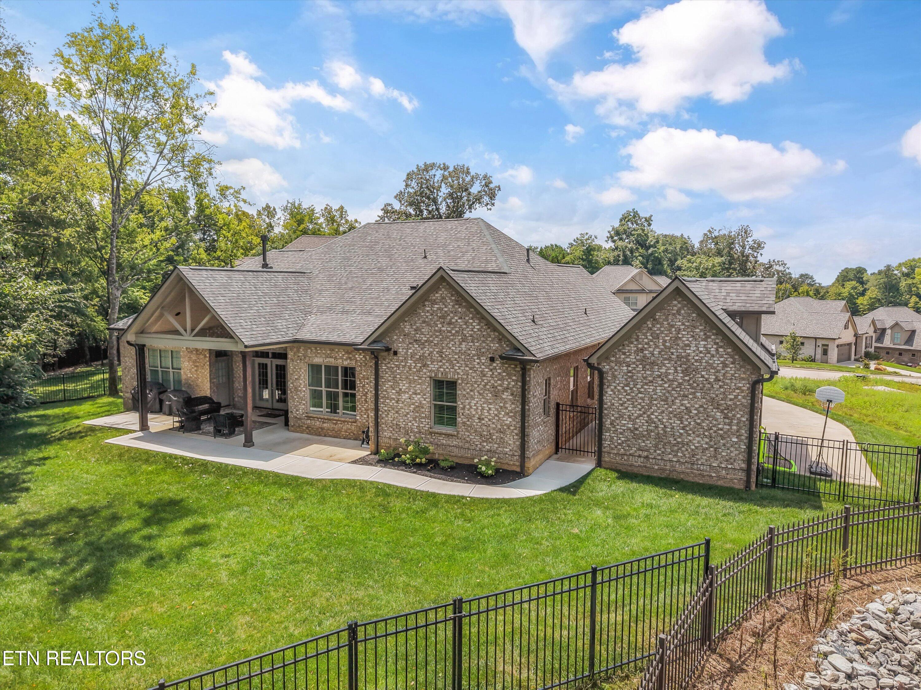 7703 Madgewood Lane Knoxville TN 37909