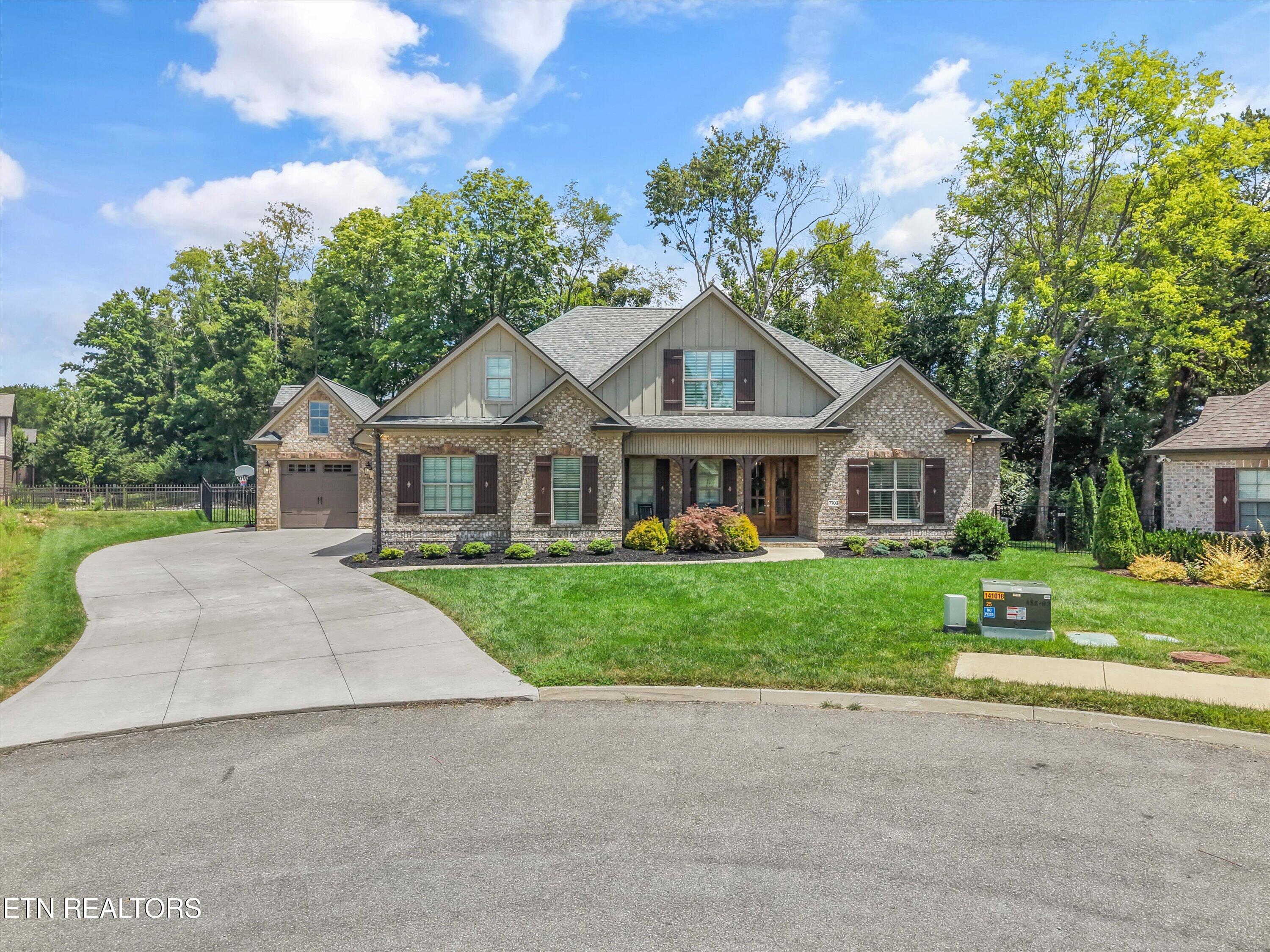 7703 Madgewood Lane Knoxville TN 37909
