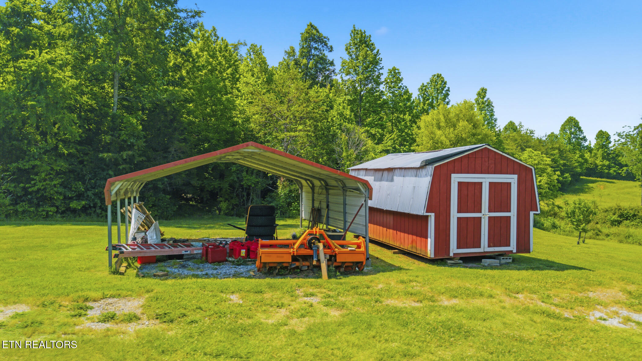 220 Three Point Road Vonore TN 37885