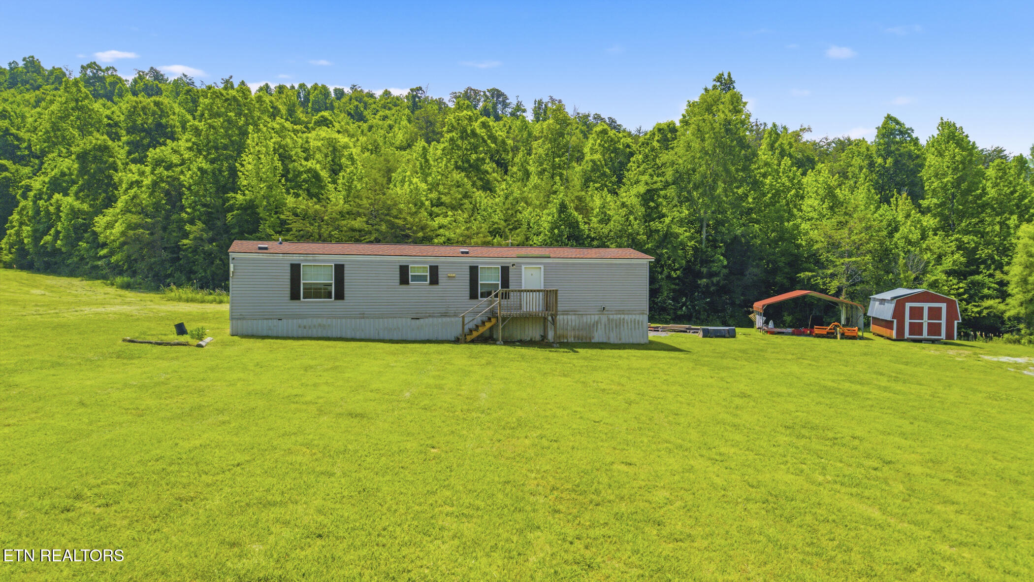 220 Three Point Road Vonore TN 37885