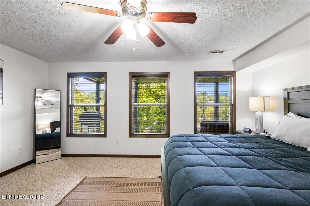 398 Perry Smith Lane Caryville TN 37714