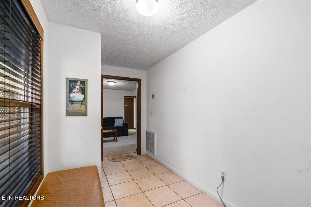 398 Perry Smith Lane Caryville TN 37714