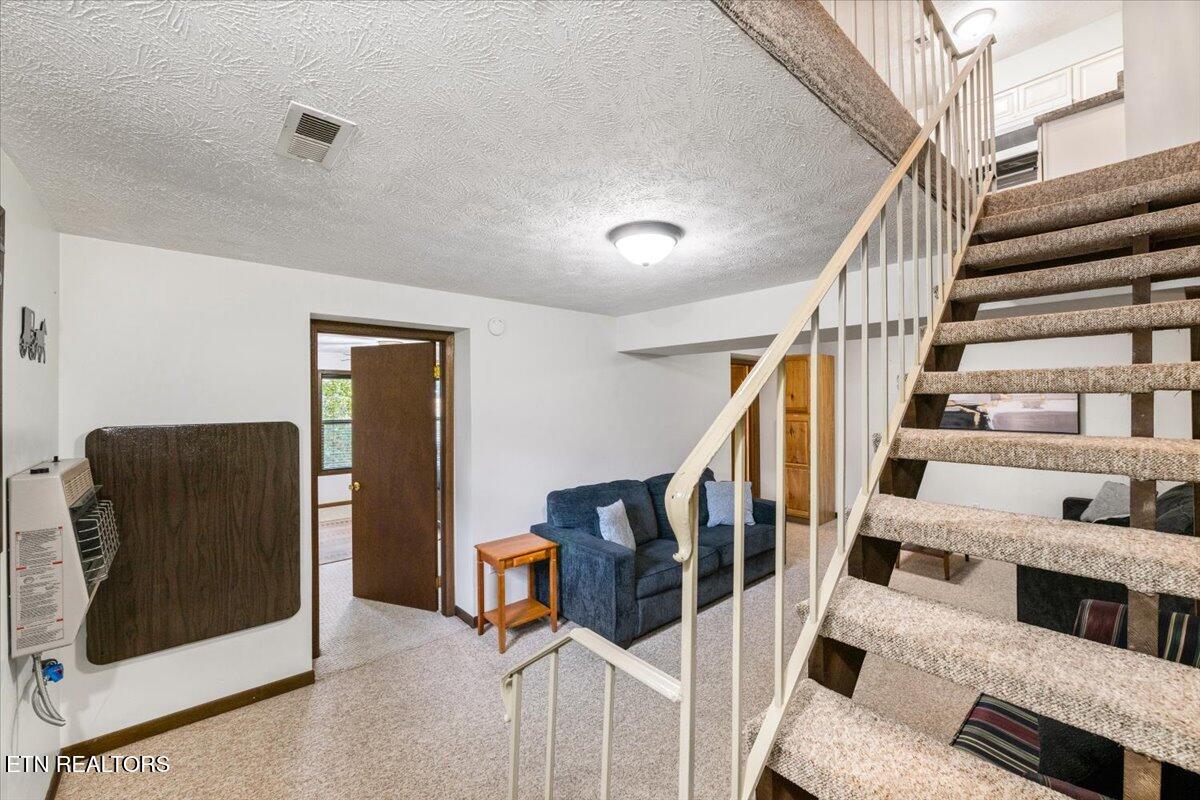 398 Perry Smith Lane Caryville TN 37714