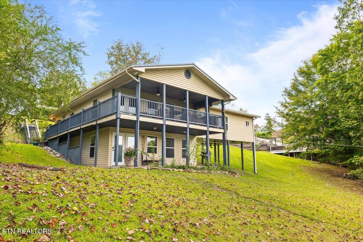 398 Perry Smith Lane Caryville TN 37714