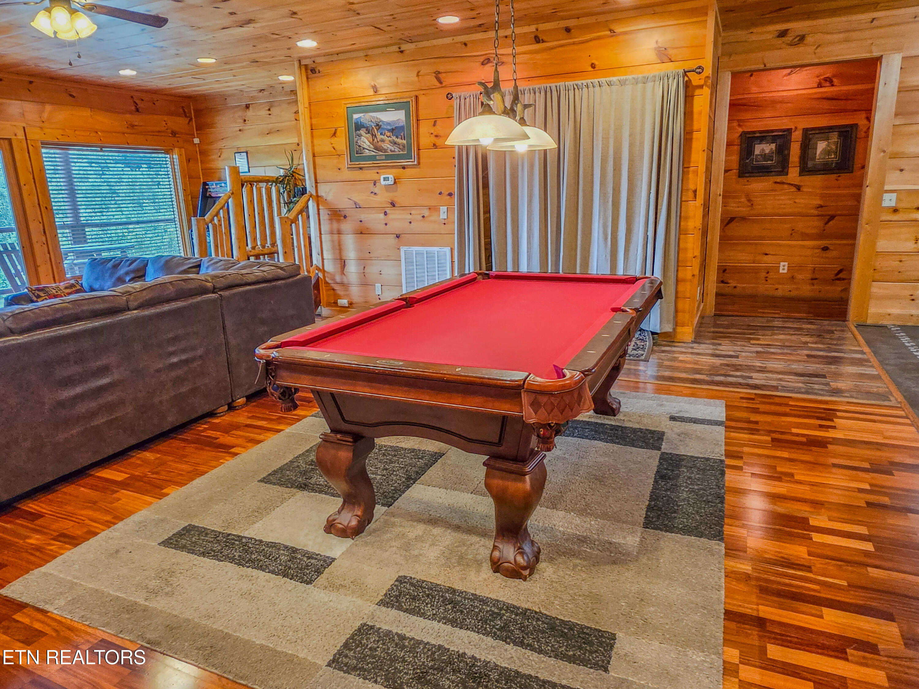 1959 Blackthorn Trail Sevierville TN 37876