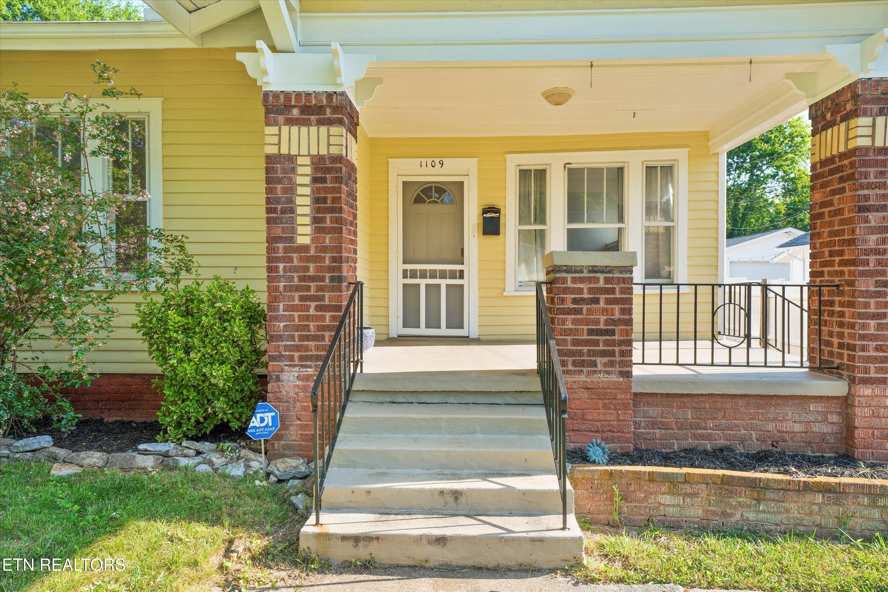 1109 Fairfax Avenue Knoxville TN 37917