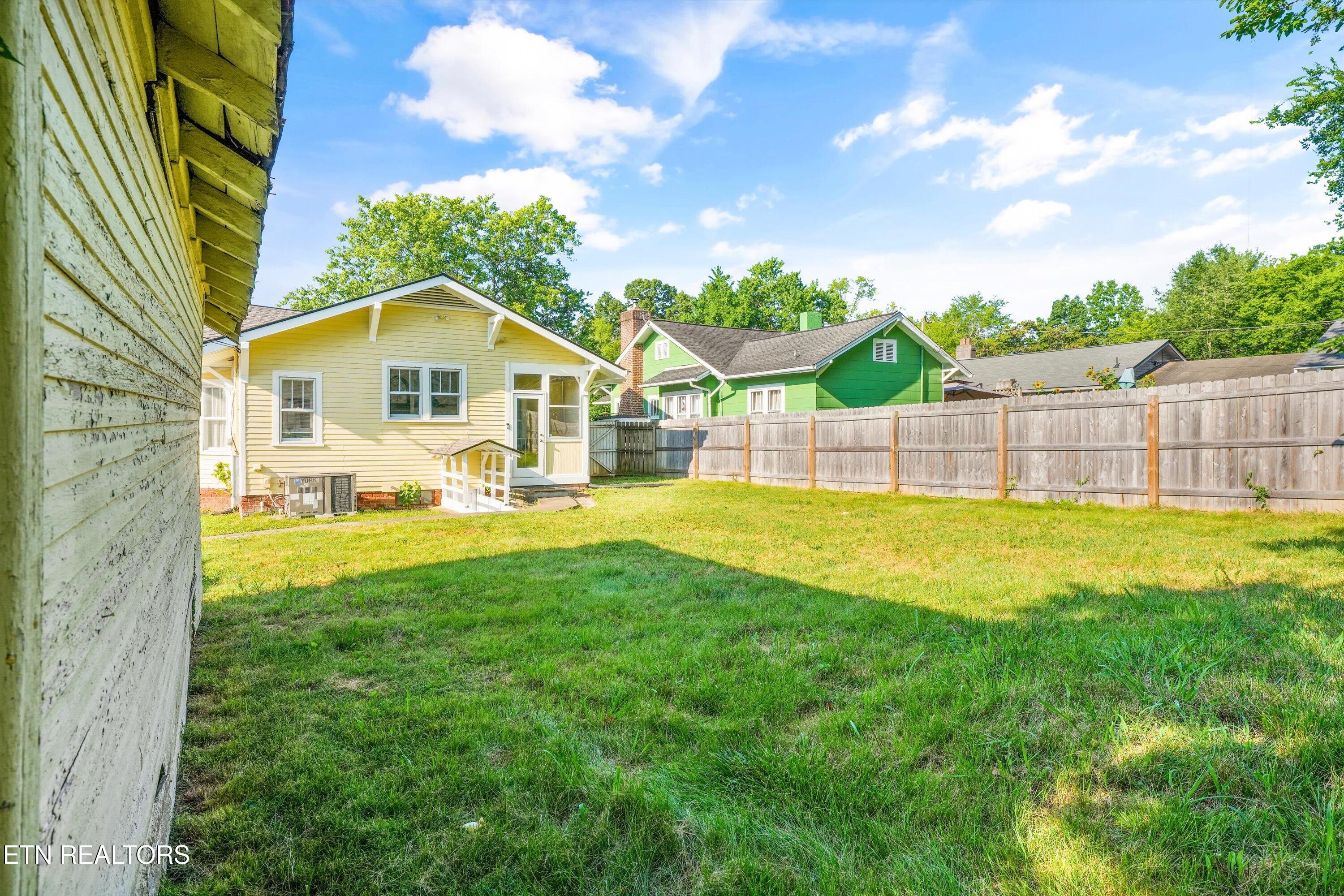 1109 Fairfax Avenue Knoxville TN 37917