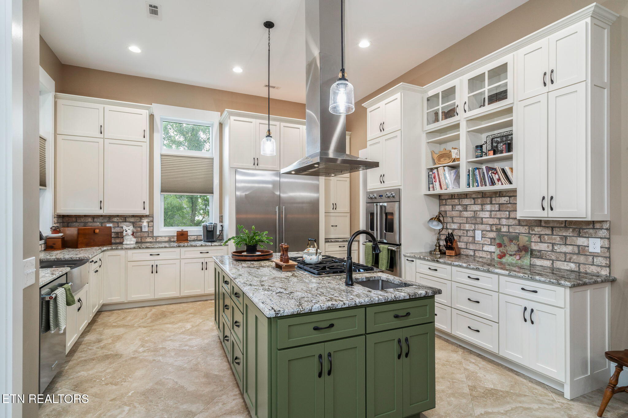 111 Crane Pointe Rockwood TN 37854