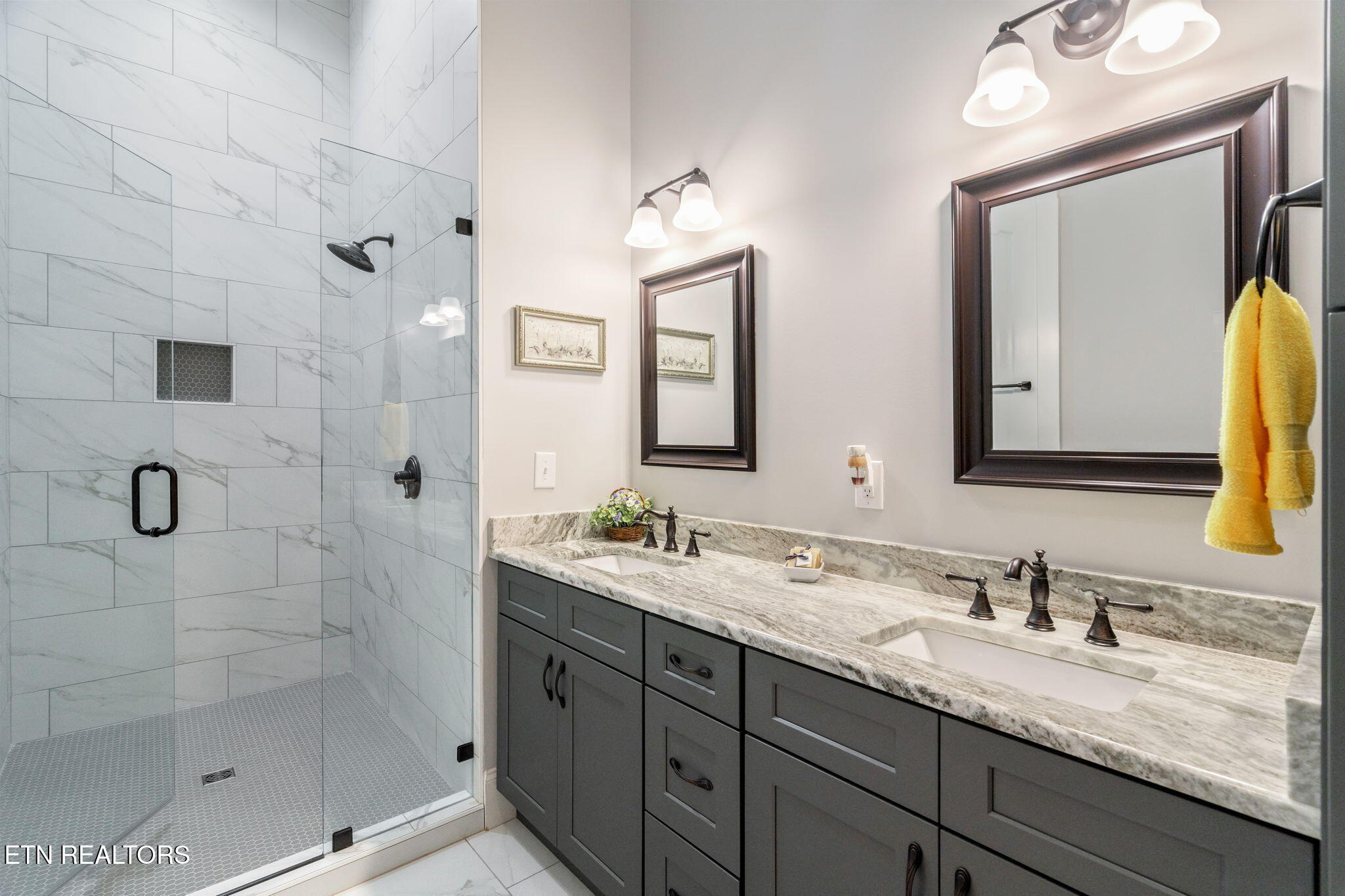 111 Crane Pointe Rockwood TN 37854