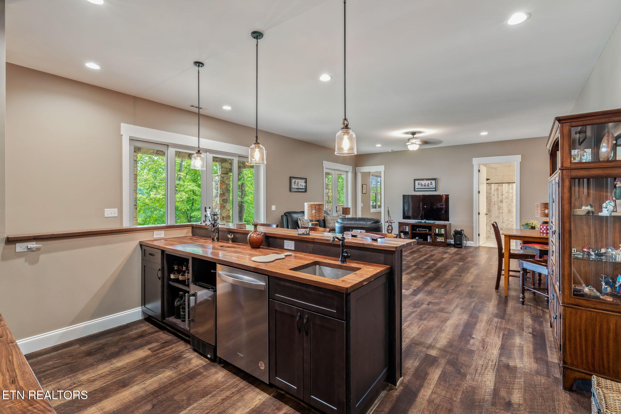 111 Crane Pointe Rockwood TN 37854