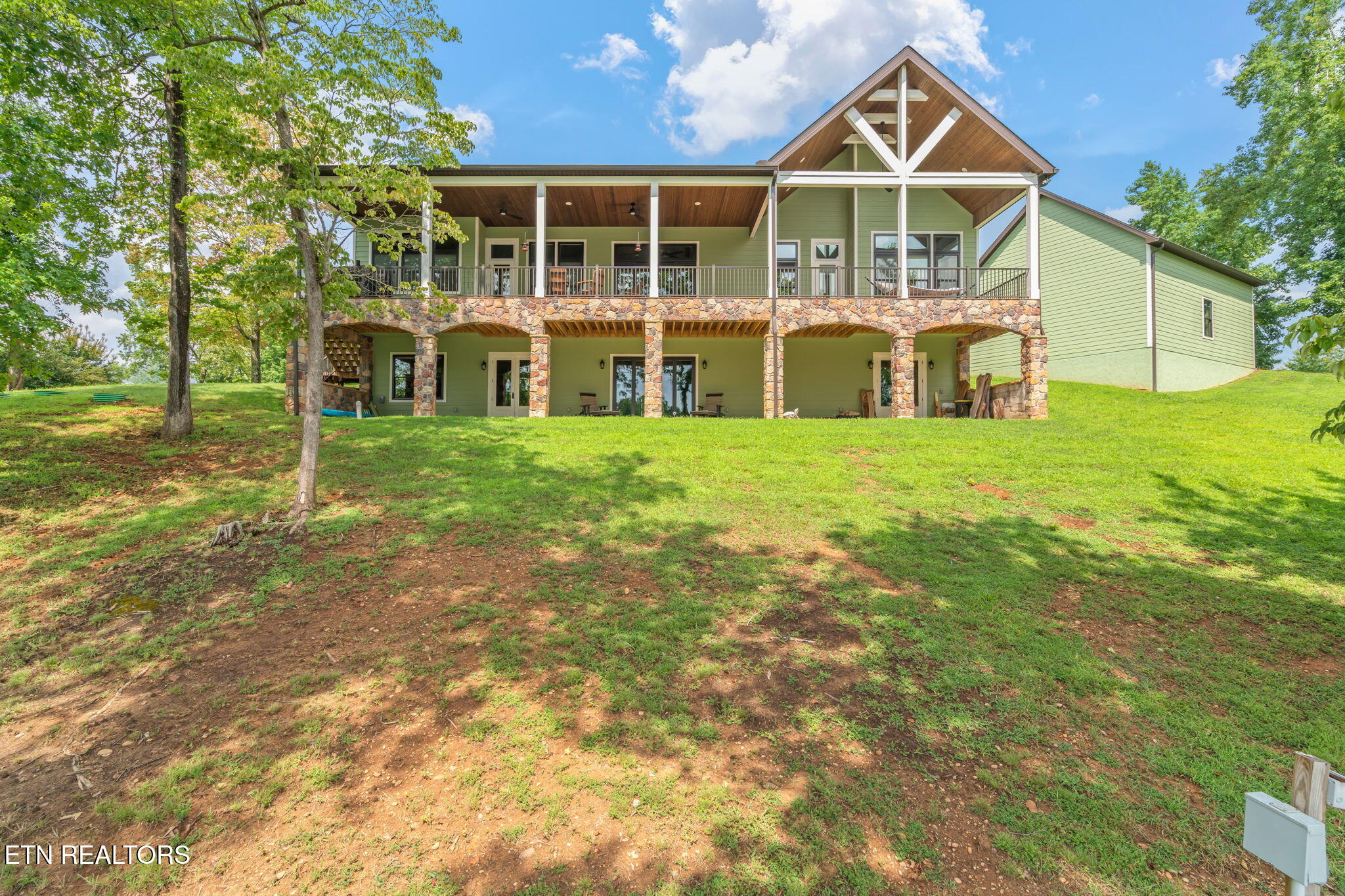 111 Crane Pointe Rockwood TN 37854