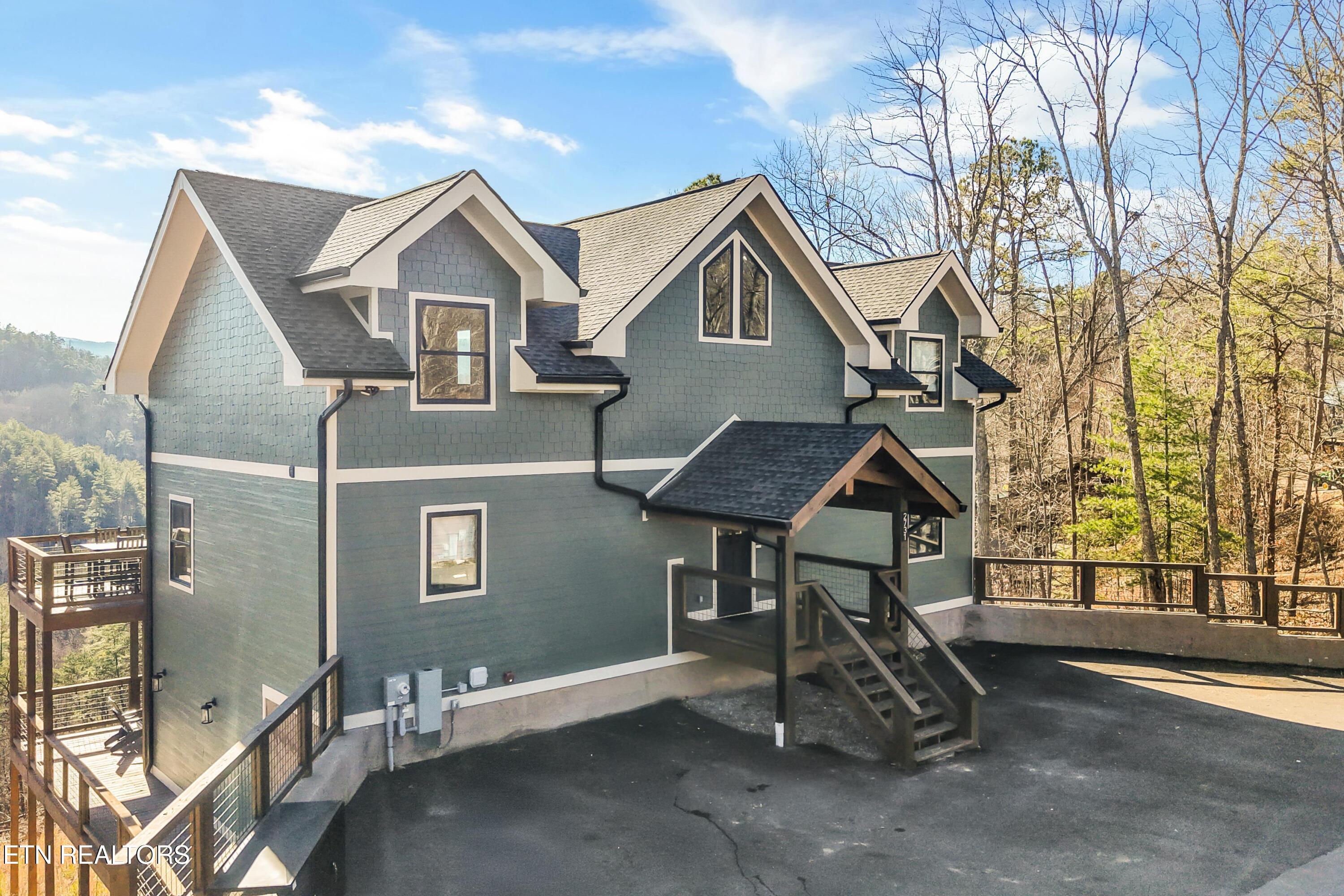 2731 Knights Lane Sevierville TN 37862