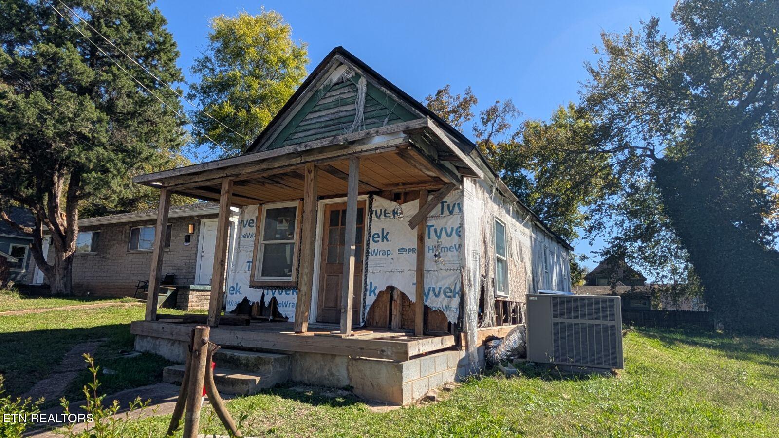 218 Cansler Avenue Knoxville TN 37921