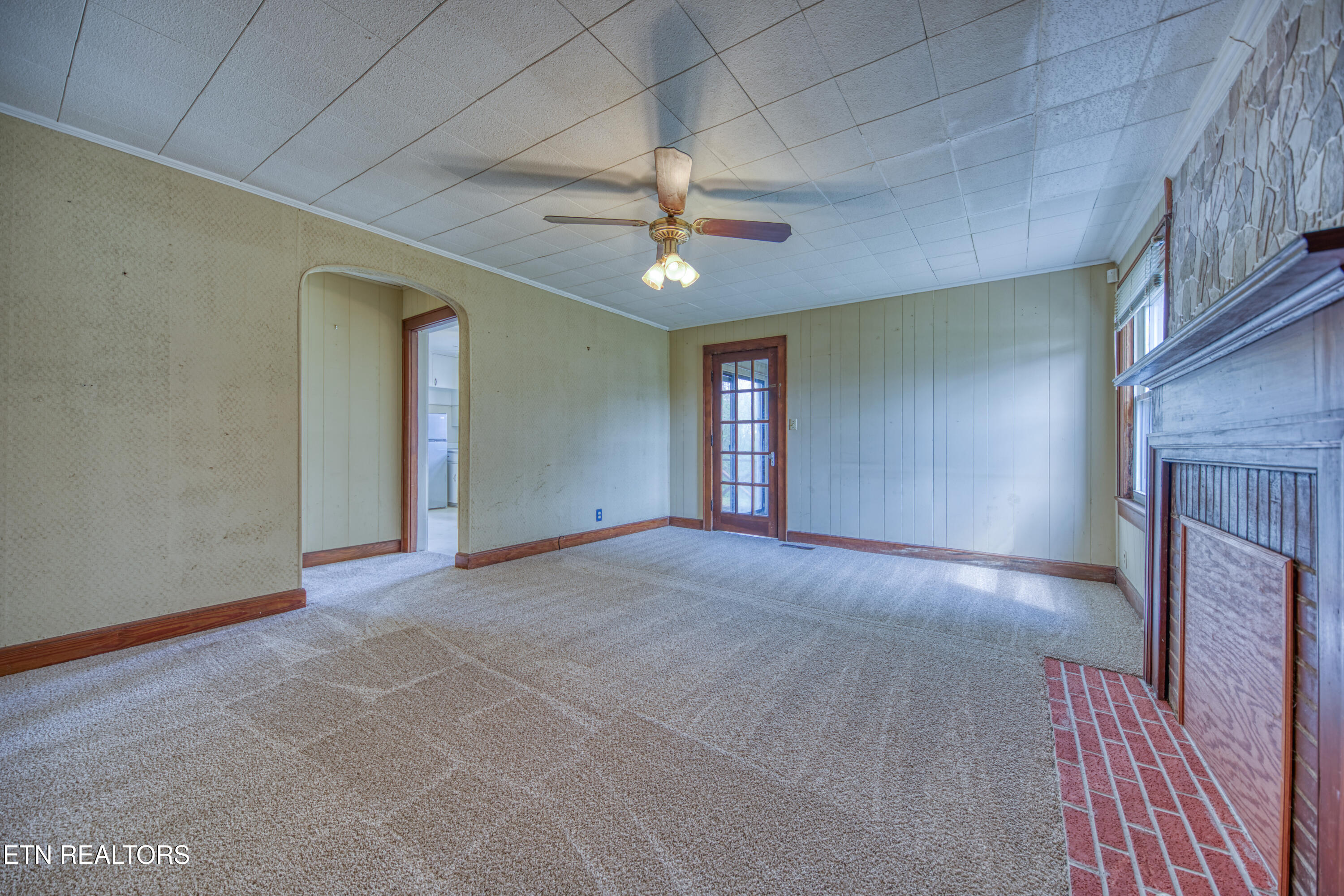 1115 W Parkway Avenue Knoxville TN 37912