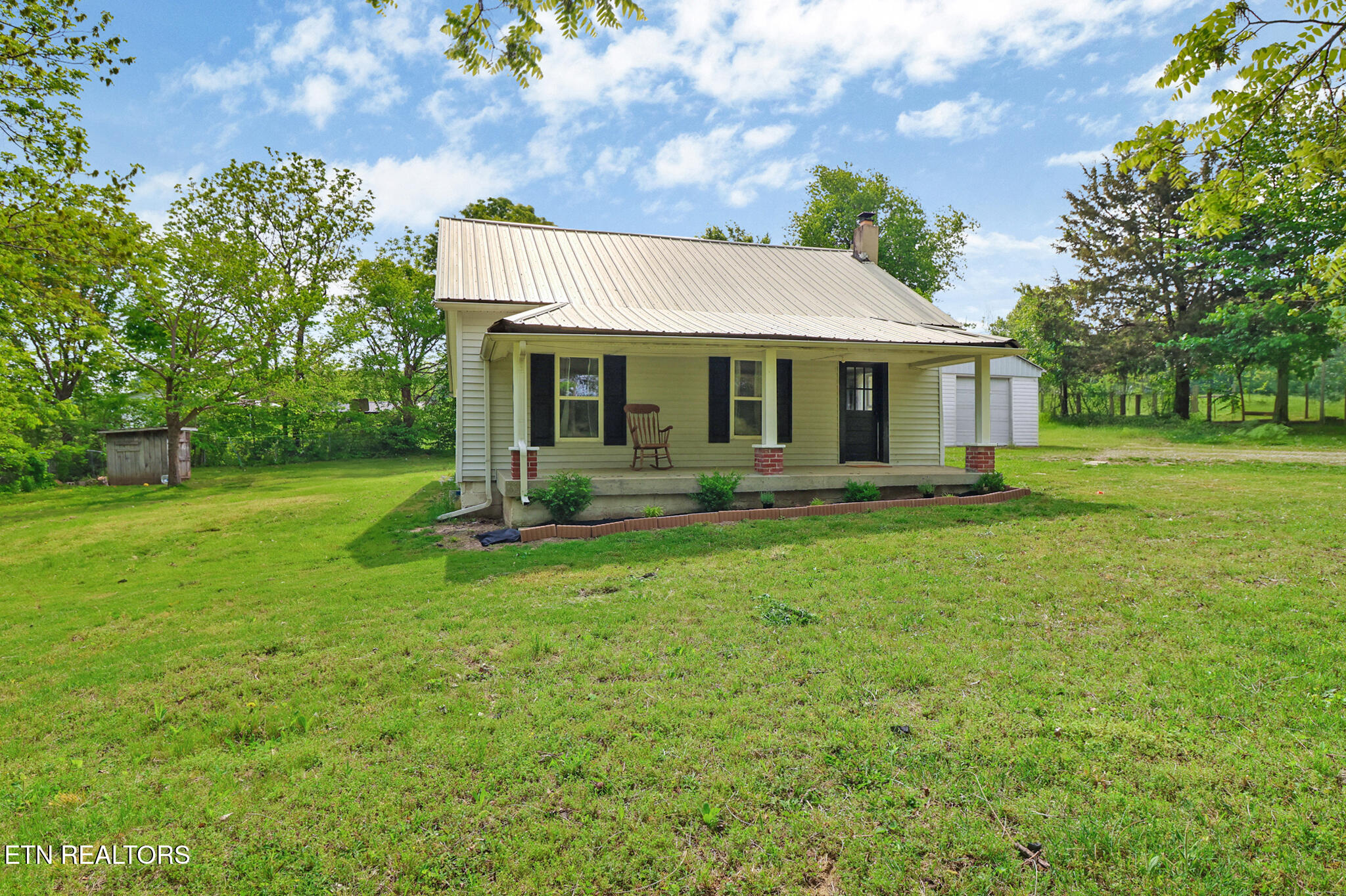 1304 Fredonia Road Livingston TN 38570