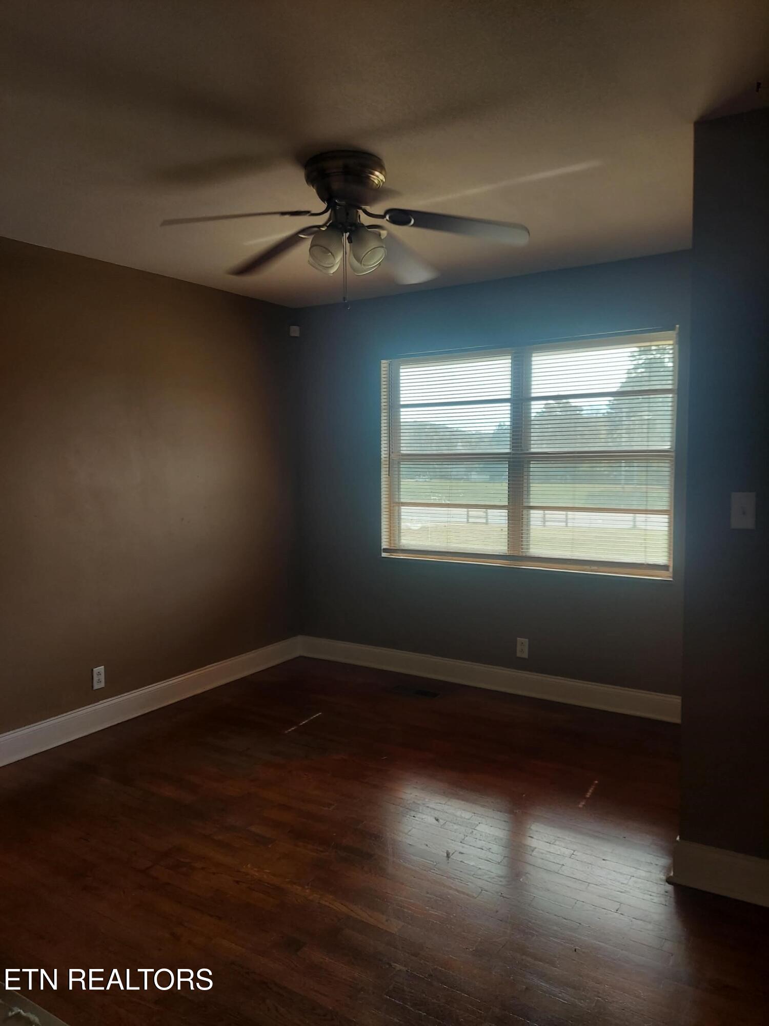 4776 Roane State Highway Rockwood TN 37854