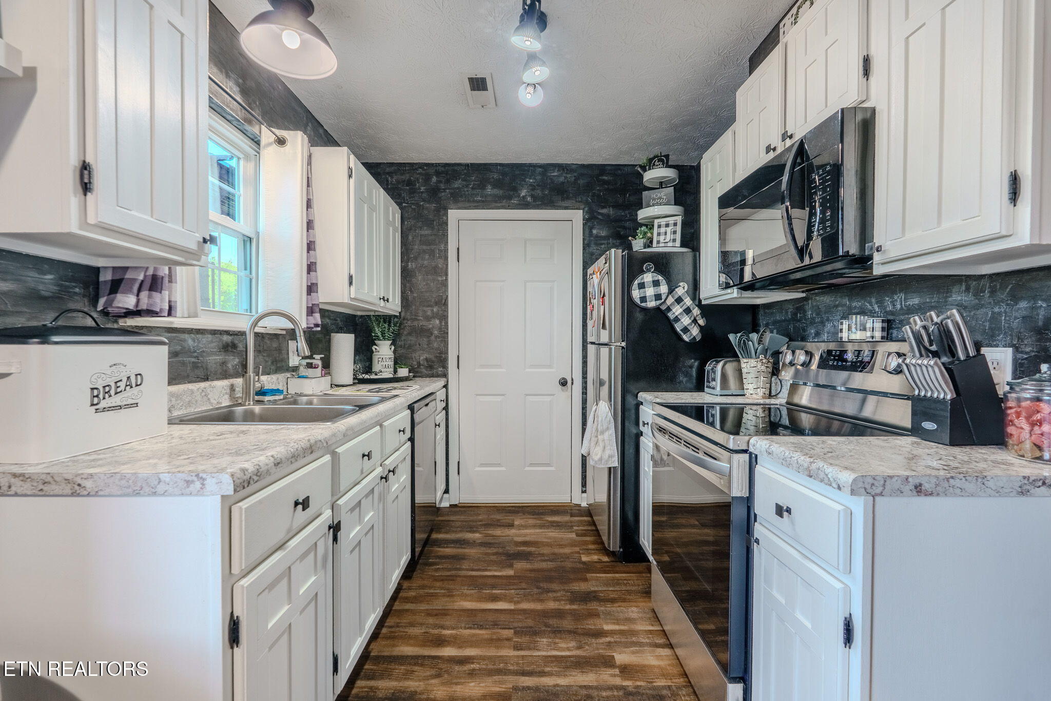 2324 Wadsworth Drive Knoxville TN 37921