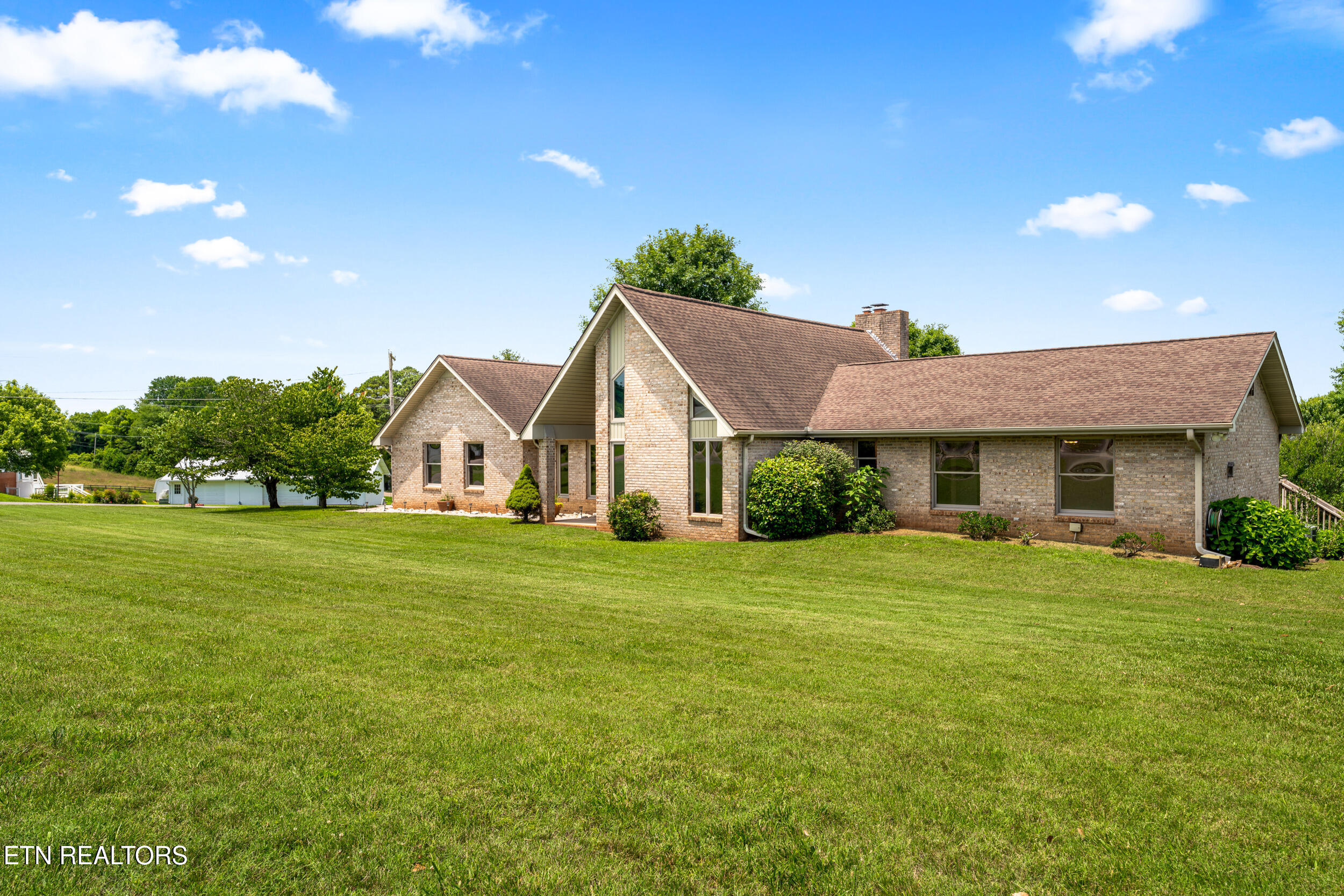 109 Overlook Drive Loudon TN 37774