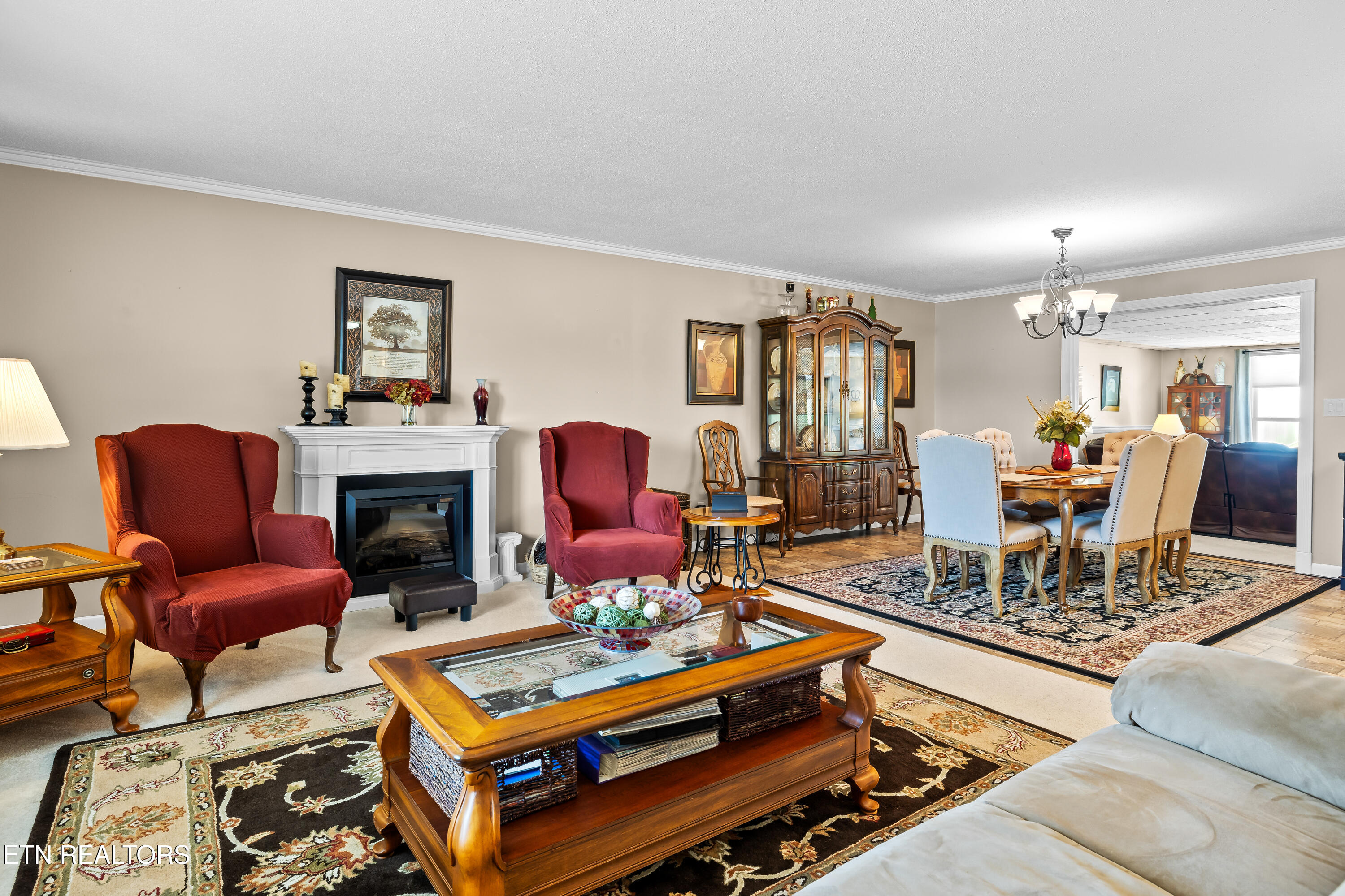 1321 Crestwood Drive Louisville TN 37777