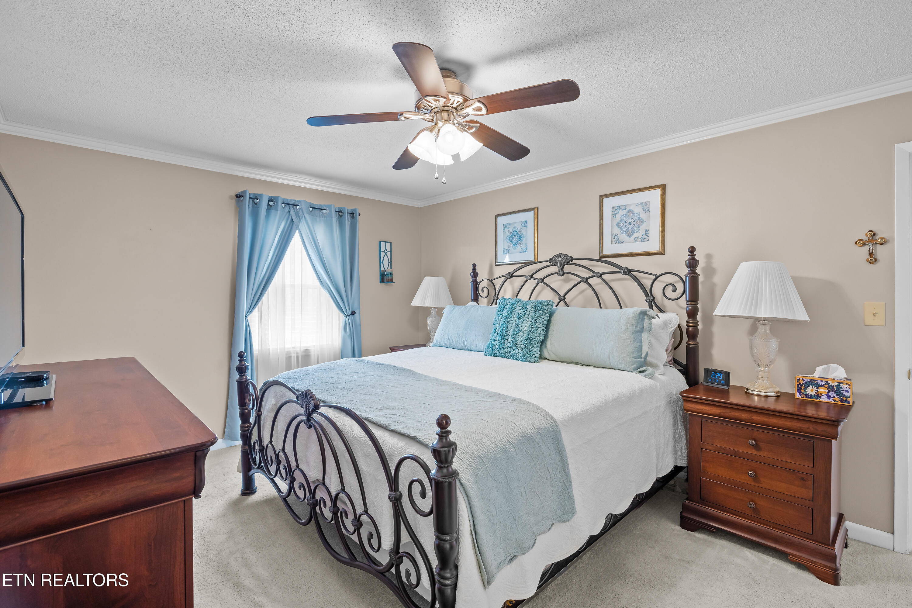 1321 Crestwood Drive Louisville TN 37777