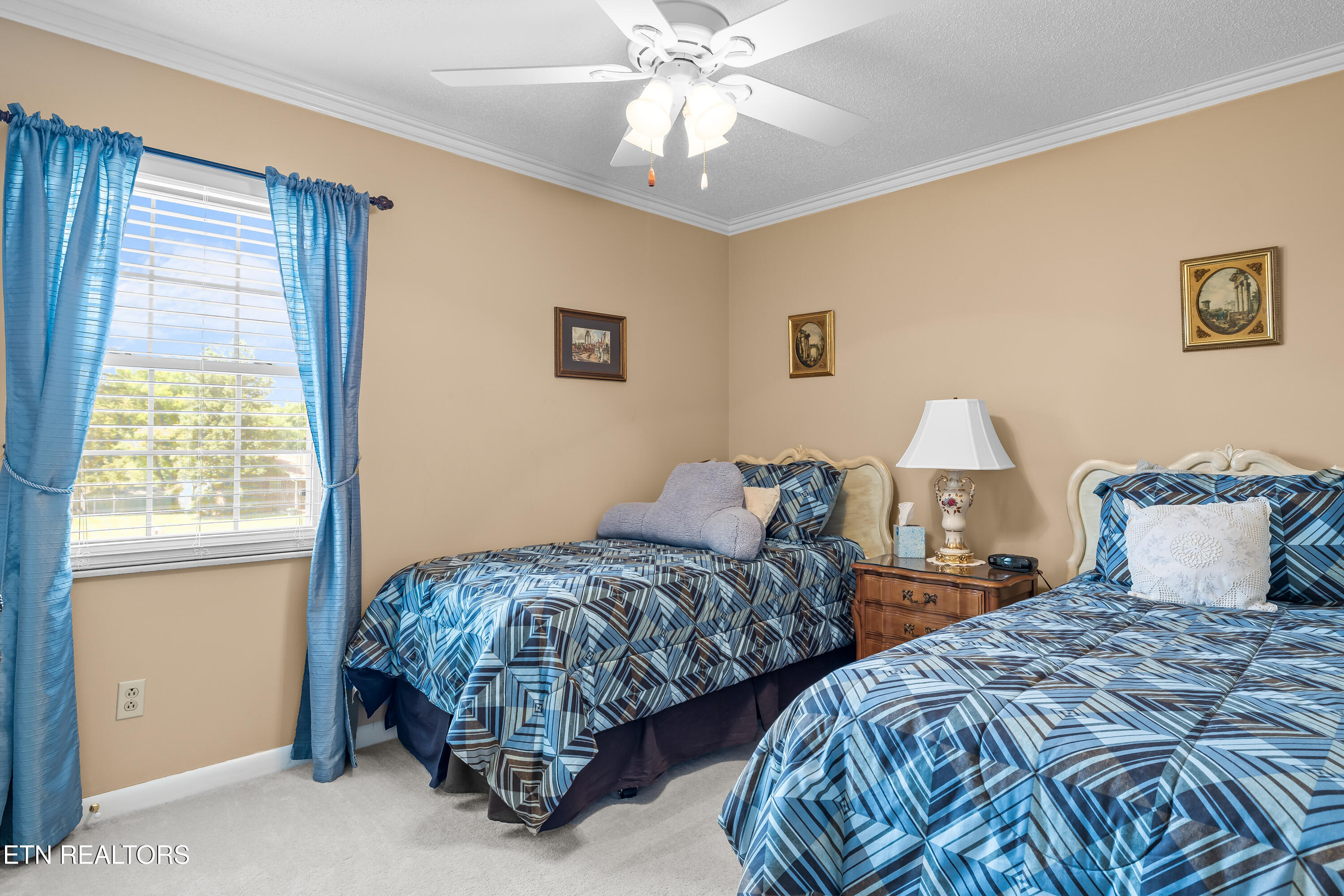 1321 Crestwood Drive Louisville TN 37777