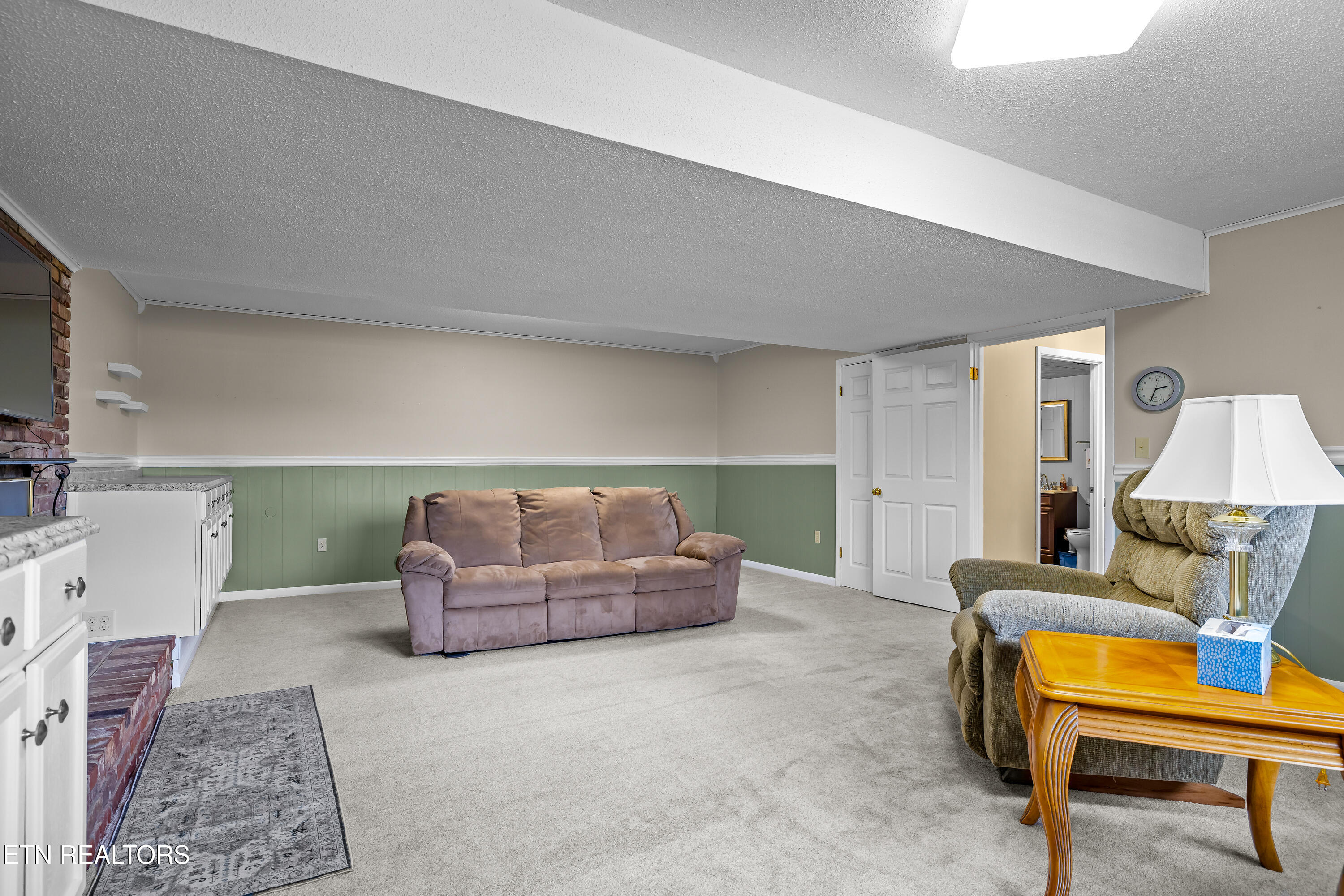 1321 Crestwood Drive Louisville TN 37777