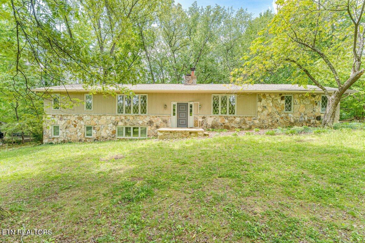 8305 Sharp Road Powell TN 37849