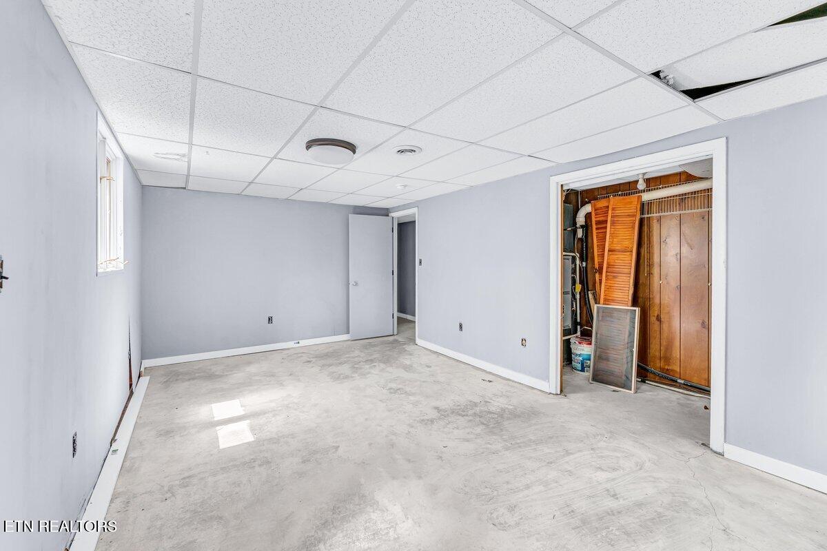 8305 Sharp Road Powell TN 37849