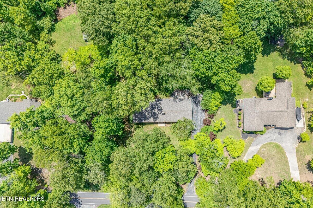 8305 Sharp Road Powell TN 37849