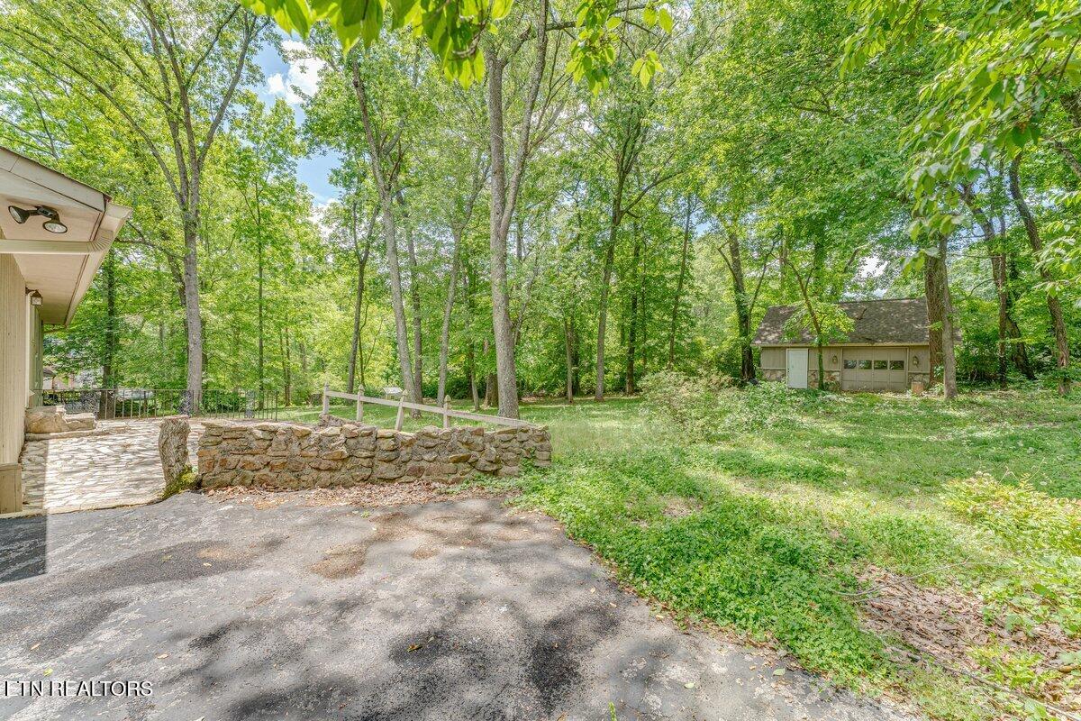 8305 Sharp Road Powell TN 37849