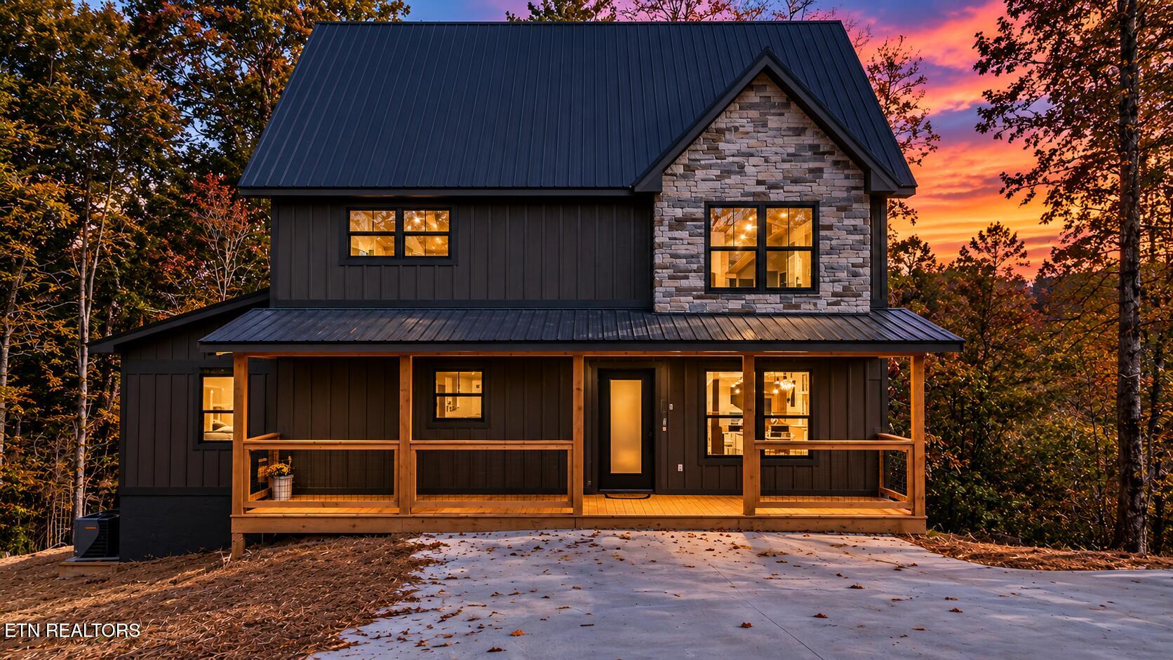 2759 Owls Cove Way Sevierville TN 37862