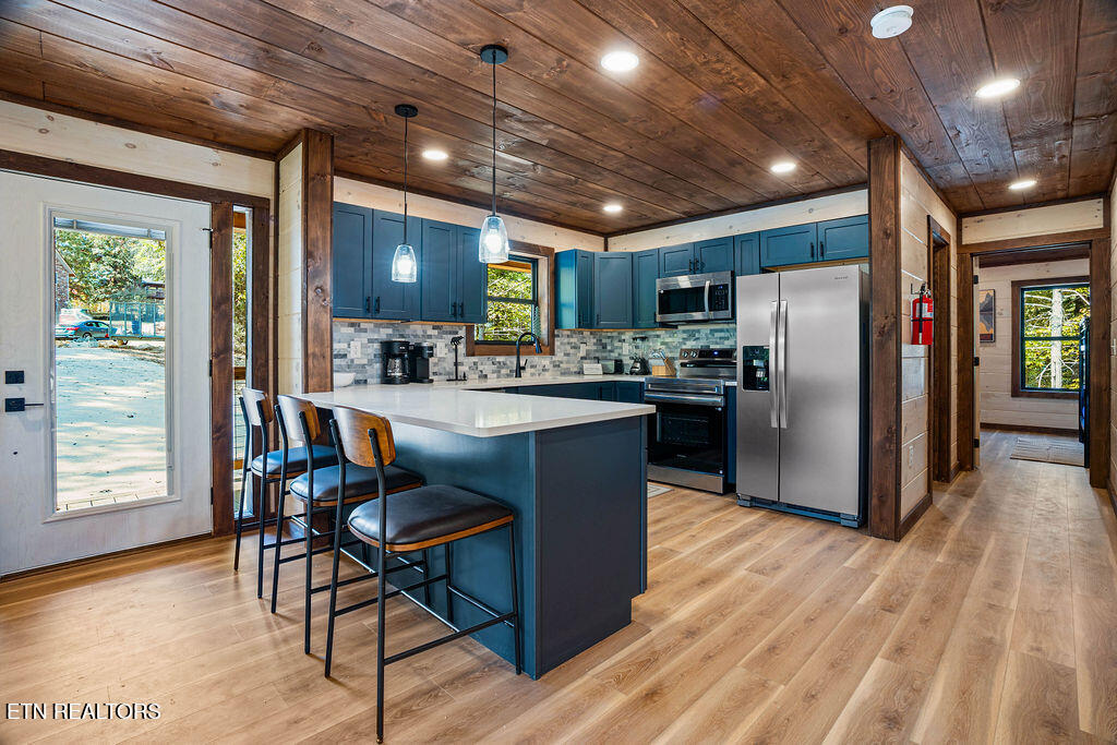 2759 Owls Cove Way Sevierville TN 37862