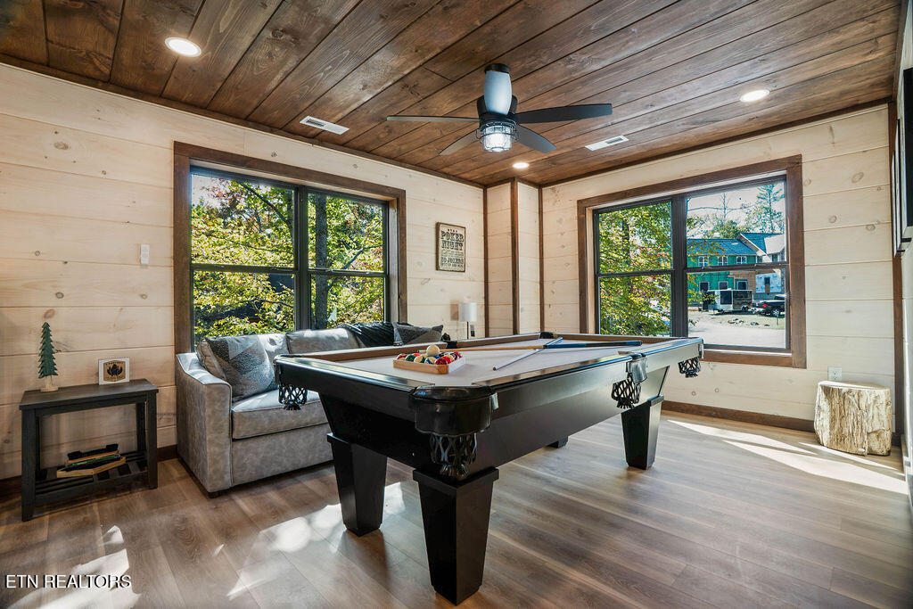2759 Owls Cove Way Sevierville TN 37862