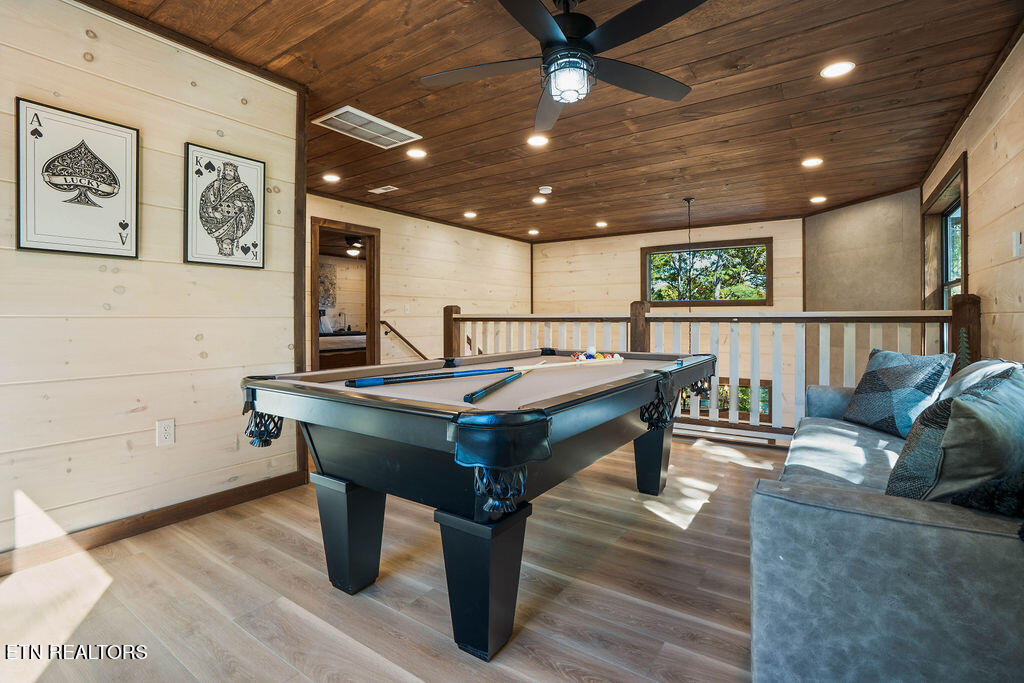 2759 Owls Cove Way Sevierville TN 37862
